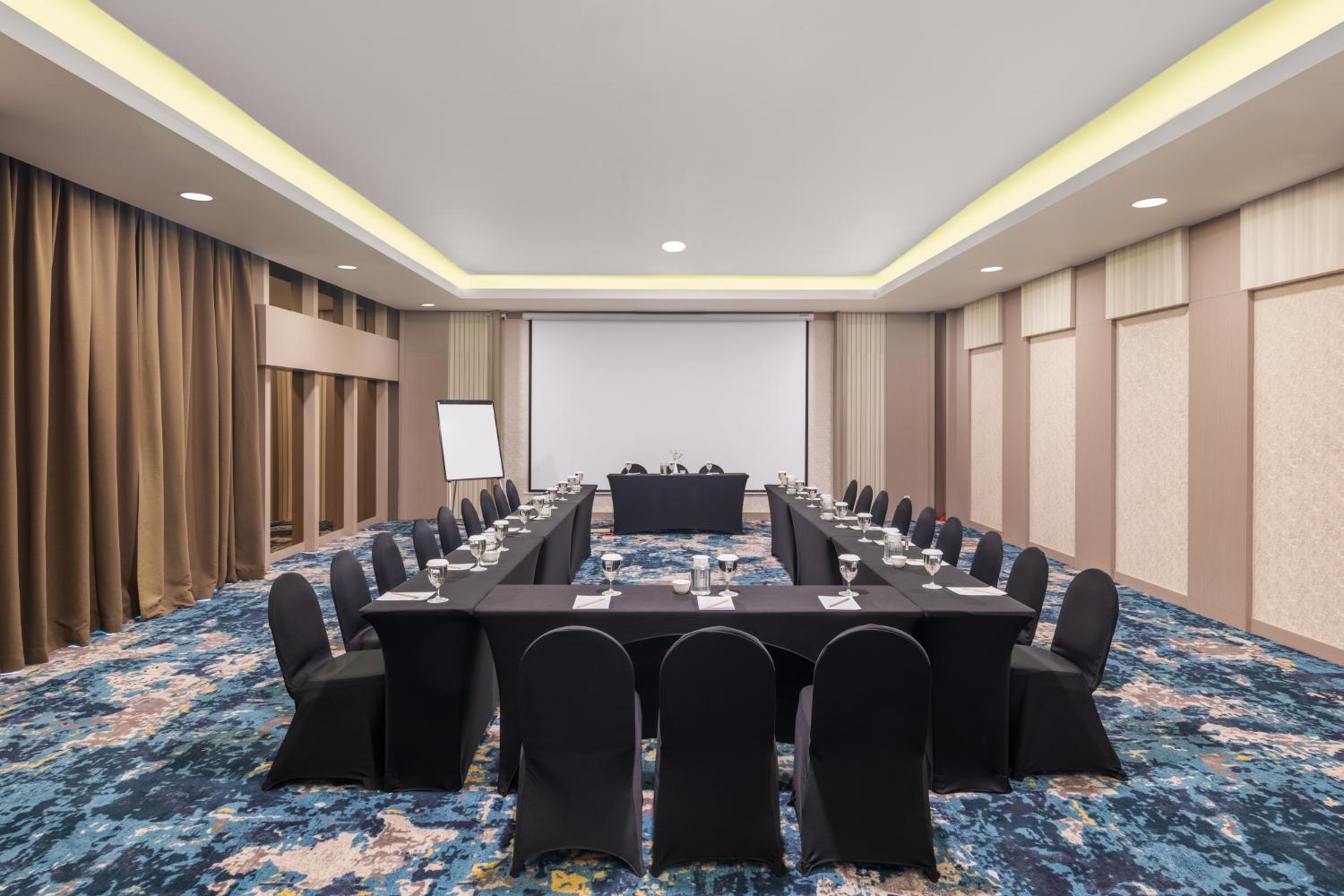 Aston & Conference Center 4* Purwokerto