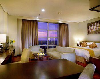 Aston & Conference Center Hotel 4*