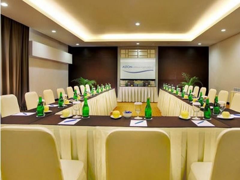 Aston & Conference Center Hotel 4*
