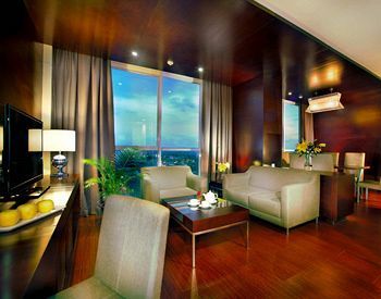 Aston & Conference Center Hotel