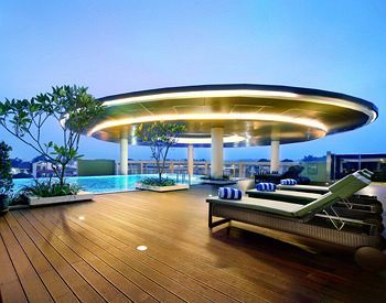 Hotel Aston & Conference Center 4*